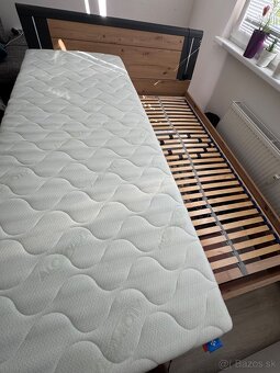 Predám kvalitnú posteľ 160x200cm + LED osvetlenie - TOP stav - 3