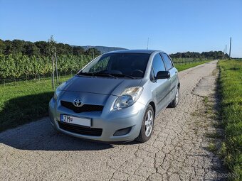 Toyota Yaris 1.33 Dual VVT-i 74kw 6st. Manuál - 3