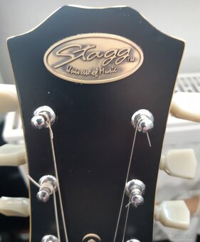 Elektrická kytara typu Les Paul Gibson STAGG - 3