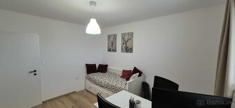 REZERVOVANÉ: Prenájom 3i bytu s KLIMATIZÁCIOU a dvomi - 3