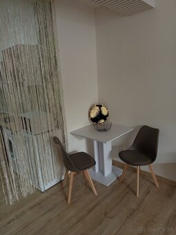 1-izbový byt v centre Žiliny,s parkovaním ,prenájom. - 3