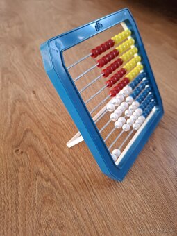 Domino, piškôrky alebo počítadlo - 3