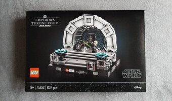 LEGO Star Wars 75352 Cisársky trónny sál dioráma - 3