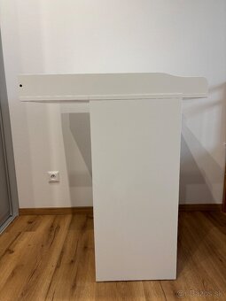 Prebaľovací pult - 3