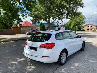 Opel Astra Sport Tourer ST 1.6 CDTI - 3