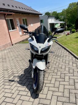 Yamaha FZS 1000 Fazer - 3