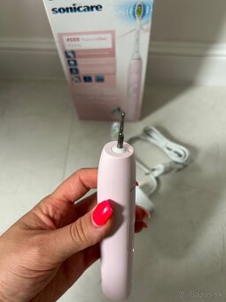 Philips Sonicare 4500 HX6836/24 - 3