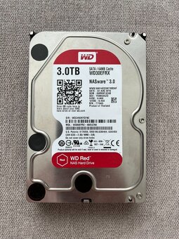 Predám 3,5" HDD WD RED / WD Purple 3TB - 3