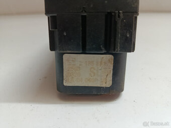 vypinac svetiel vectra c lk040600 20€ - 3