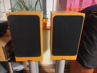 Neat Momentum 3i high end reproduktory - 3