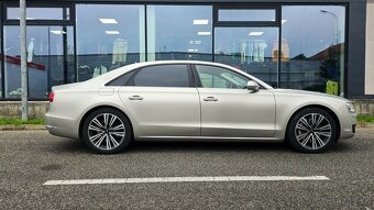Audi A8 Long 4.2 TDI clean diesel V8 385k quattro tiptronic - 3
