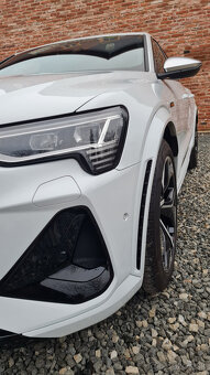 Audi E-tron S 370 kW, 37000 km, odpočet DPH. - 3