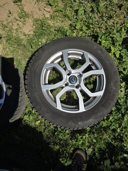 Mazda disky +zimné gumy 185/65 r15 - 3