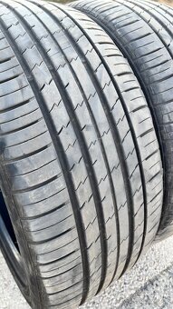 Letné 2ks 275/40 r20 - 3
