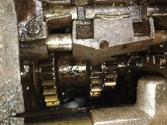 Zetor 25N nahradne diely - 3