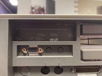 IBM model 30 ps/2 type 8530 - 3