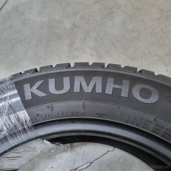 Dodávkové zimné penu 215/60 R17C KUMHO DOT2718 - 3
