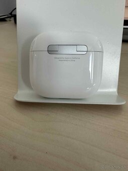 Predám Airpods 4 s ANC (aktívne potlačenie hluku)BA,TT,SC,NR - 3