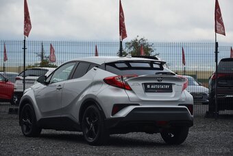 Toyota C-HR 1.8 Hybrid - slovenské auto - 3