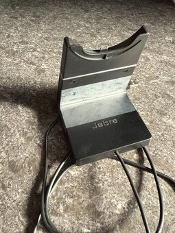Nabíjací stojan Jabra E75 pre headsety – model DIV010 - 3