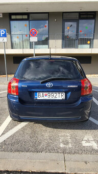 Toyota Corolla E12J rok 2004 - 3