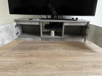 Obývacia skrinka pod TV – sivá, nová - 3