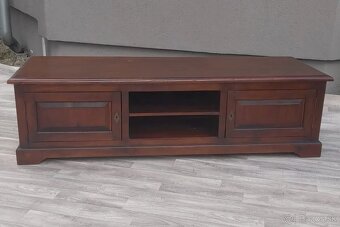Komoda , botník , Tv stolík. - 3