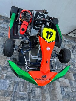 Závodná motokára - 3