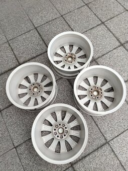 ✅5x112 R17 Venus - 3