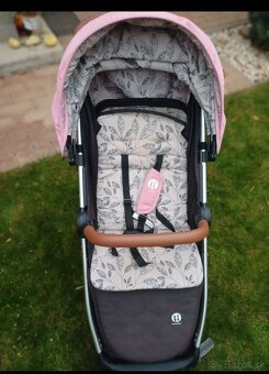 Petite&Mars ṣ̌portový kočík - 3