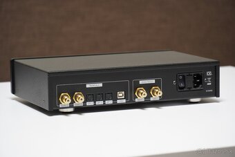 DAC North Star Design Essensio Plus - 3