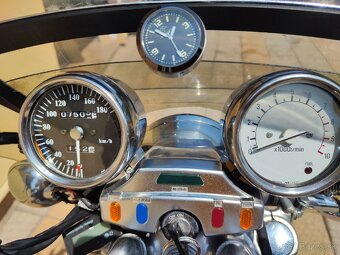 Yamaha Virago 700 - 3