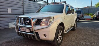 Nissan Pathfinder 2.5 dCi 4x4 - 3