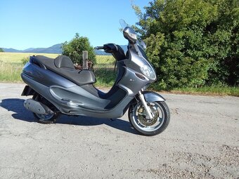 Piaggio X9 200 - 3