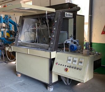 Automatický lakovací stroj Delle Vedove - 3