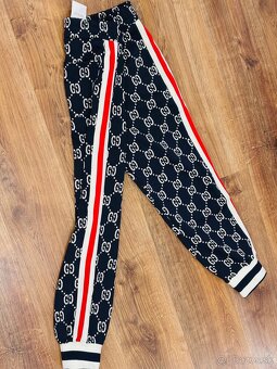 Nové GUCCI tepláky - 3