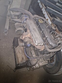 Predám motor defender  300tdi - 3