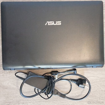ASUS X54C - 3