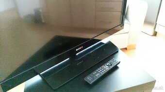 Predám televízor Sony Bravia 42" LCD TV KDL42EX410,LED,50Hz - 3