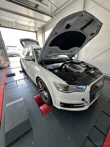 Audi A6 Allroad Quattro 3.0 TDI 235kw full výbava - 3