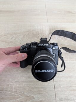 Predám Olympus OM-D E-M1 Mk1 s objektívom - 3