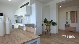 Prenájom 2 izbový byt/logia/plne zariadený/rekonš./Staré síd - 3