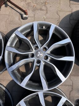 Alu disky Mitsubushi 5x114 r19 - 3