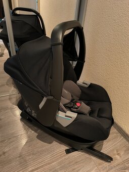 Recaro Privia EVO – ľahké vajíčko +základňa +adaptéry zdarma - 3
