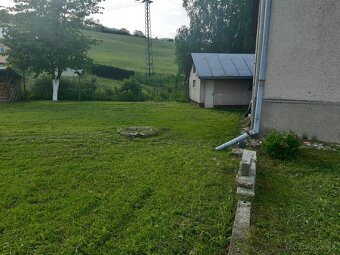 Predaj staršieho rodinného domu s veľkým pozemkom - 3