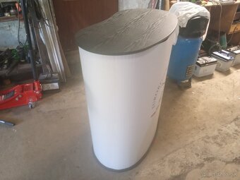 Prezentačný pult - 3