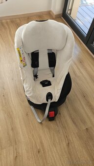 Predam autosedacku Britax Romer - 3