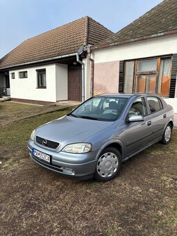 Opel Astra 2009 - 3