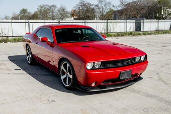 Dodge Challenger SRT8 6.4 MANUÁL 477PS - 3