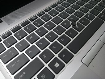 Hp Elitebook 840 g3 ,Intel® Core™i5 , 32gb ram , ssd + hdd - 3